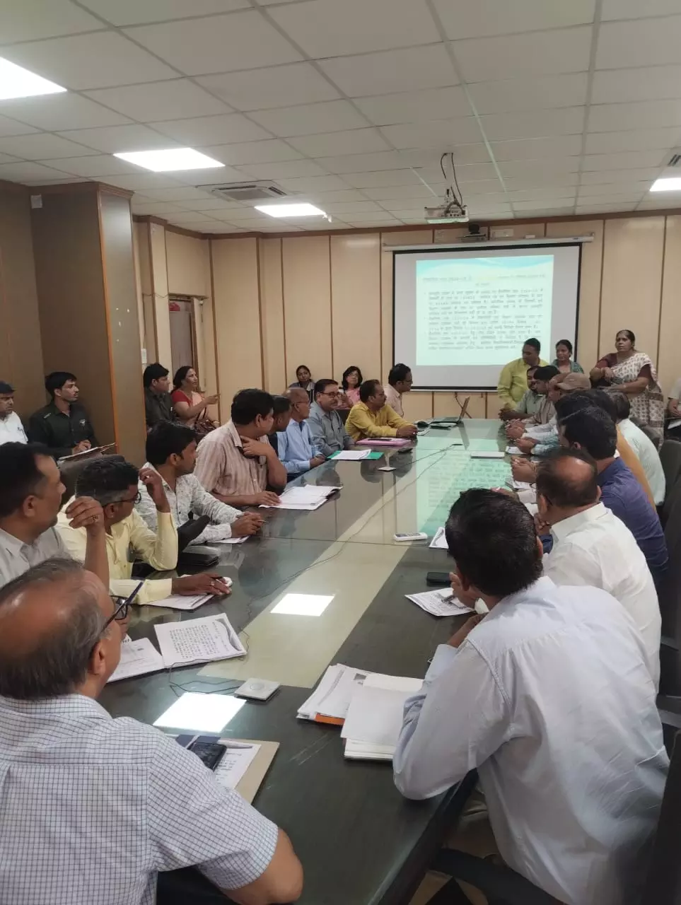 Jaipur: छात्रवृत्ति मामलों में लापरवाही न हो, विभागीय तालमेल जरूरी – निदेशक का निर्देश Jaipur: छात्रवृत्ति मामलों में लापरवाही न हो, विभागीय तालमेल जरूरी – निदेशक का निर्देश