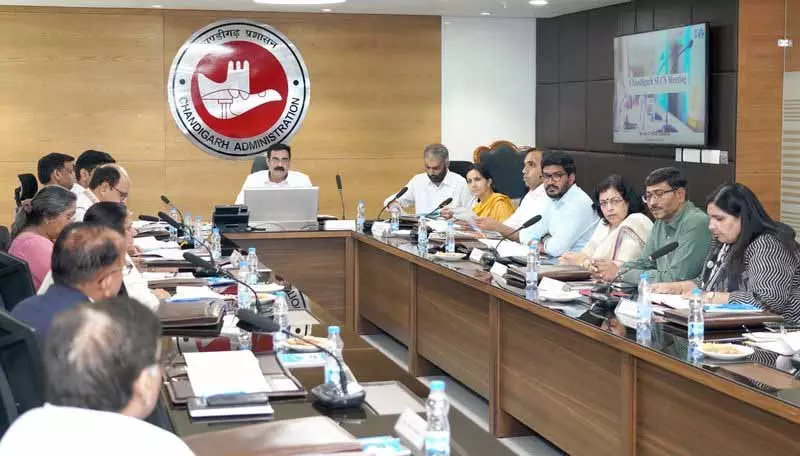 Chandigarh के मुख्य सचिव ने विभागों को गुणवत्ता मानक अपनाने के निर्देश दिए Chandigarh के मुख्य सचिव ने विभागों को गुणवत्ता मानक अपनाने के निर्देश दिए