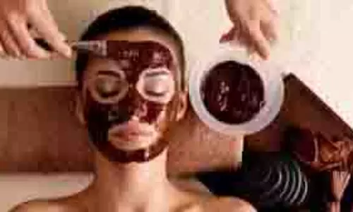Beauty Tips: चॉकलेट का स्वाद लाजवाब, निखारेगी आपकी रंगत, ट्राई करें इससे बने ये 5 फेस मास्क Beauty Tips: चॉकलेट का स्वाद लाजवाब, निखारेगी आपकी रंगत, ट्राई करें इससे बने ये 5 फेस मास्क