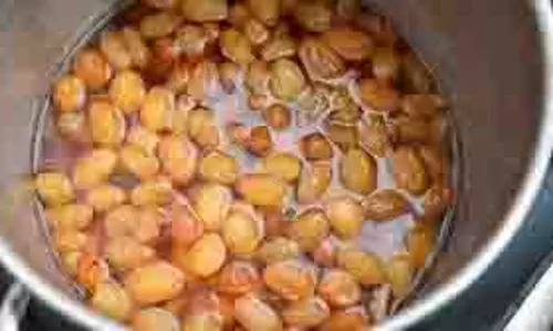 Health : जानिए किशमिश का पानी किस अंग के लिए होता है फायदेमंद