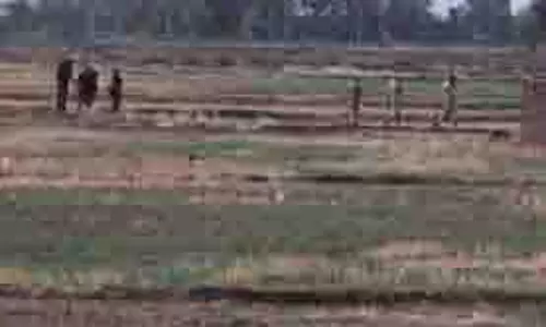 Jammu-Kashmir: घर की छत पर मिला जिंदा बम, लोगों में दहशत
