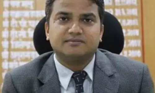 गौतमबुद्ध नगर डीएम ने बिल्डर्स को दिए कड़े निर्देश, 31 मई तक कराएं बकाया फ्लैटों की रजिस्ट्री