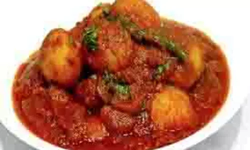 Dum Aloo : घर पर आसानी से बनाएं दम आलू