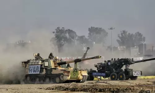 ऑपरेशन सिंदूर के बाद रक्षा बजट में वृद्धि संभव, आधुनिक तकनीक और हथियारों पर भारत का फोकस ऑपरेशन सिंदूर के बाद रक्षा बजट में वृद्धि संभव, आधुनिक तकनीक और हथियारों पर भारत का फोकस