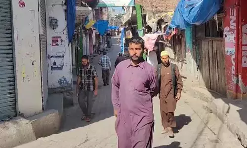 पुंछ के सलोत्री गांव में स्थानीय लोग लौटे, भारत-पाक तनाव कम