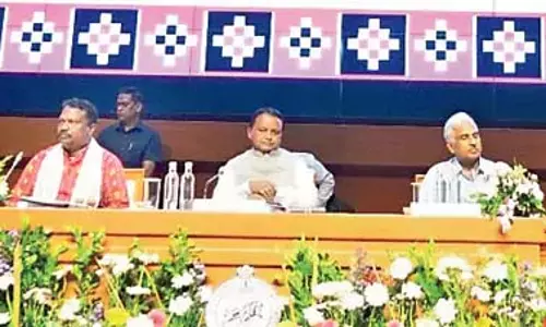 सीडीओ और बीडीओ को चेतावनी दी : मुख्यमंत्री माझी
