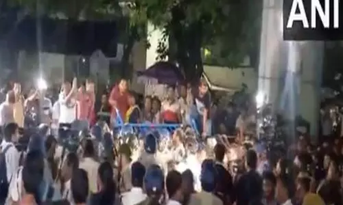 SSC शिक्षकों के विरोध प्रदर्शन और पुलिस कर्मियों के बीच झड़प में शिक्षक घायल