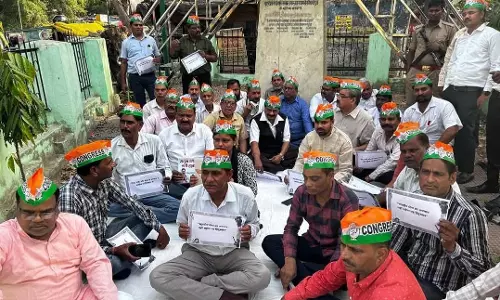Bareilly: विजय शाह के विरोध में सड़कों पर उतरे कांग्रेसी कार्यकर्ता Bareilly: विजय शाह के विरोध में सड़कों पर उतरे कांग्रेसी कार्यकर्ता