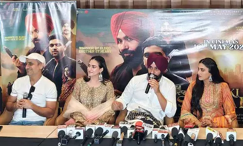 शोंकी सरदार के प्रमोशनल में Babbu Maan ने कहा, पंजाबी फिल्में सीमाएं तोड़ रही शोंकी सरदार के प्रमोशनल में Babbu Maan ने कहा, पंजाबी फिल्में सीमाएं तोड़ रही