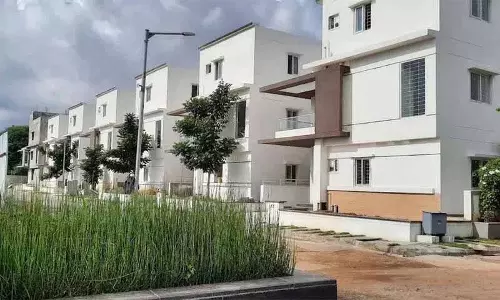 Hyderabad स्थित रियल एस्टेट एजेंट पर 12.32 लाख रुपये का जुर्माना लगाया