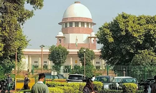 SC ने बंगाल सरकार से राज्य सरकार के कर्मचारियों को 25 प्रतिशत डीए देने को कहा SC ने बंगाल सरकार से राज्य सरकार के कर्मचारियों को 25 प्रतिशत डीए देने को कहा