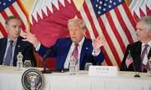Trump ने मध्य पूर्व में मुख्य अमेरिकी सैन्य अड्डे का दौरा किया