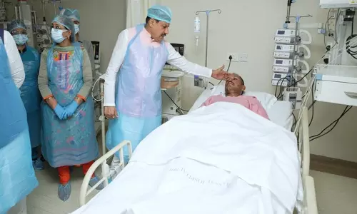 CM यादव ने भोपाल में मॉक ड्रिल के दौरान घायल हुए पुलिसकर्मियों का हालचाल जानने अस्पताल का किया दौरा CM यादव ने भोपाल में मॉक ड्रिल के दौरान घायल हुए पुलिसकर्मियों का हालचाल जानने अस्पताल का किया दौरा