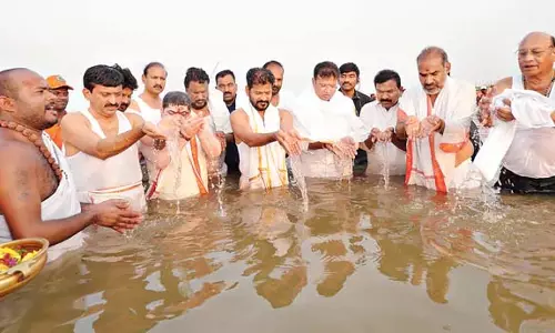 सरस्वती पुष्करलु: कालेश्वरम रुपये के साथ एक पर्यटन स्थल होगा