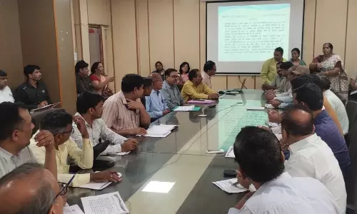 Jaipur: छात्रवृत्ति मामलों में लापरवाही न हो, विभागीय तालमेल जरूरी – निदेशक का निर्देश Jaipur: छात्रवृत्ति मामलों में लापरवाही न हो, विभागीय तालमेल जरूरी – निदेशक का निर्देश