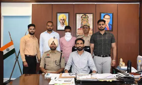 Ludhiana: 7 करोड़ रुपये की साइबर धोखाधड़ी मामले में सरगना गिरफ्तार Ludhiana: 7 करोड़ रुपये की साइबर धोखाधड़ी मामले में सरगना गिरफ्तार