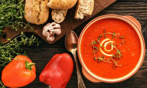 Capsicum soup फॉलो करें आसान रेसिपी