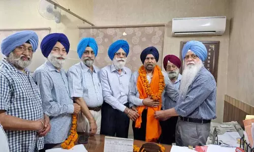 चीफ खालसा दीवान ने Harvinder Pal Singh Chugh को सौंपी नई जिम्मेदारी चीफ खालसा दीवान ने Harvinder Pal Singh Chugh को सौंपी नई जिम्मेदारी