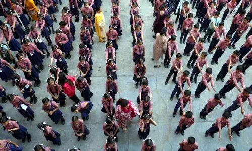 Jammu: सीमावर्ती क्षेत्रों में स्कूल 19 मई से फिर खुलेंगे