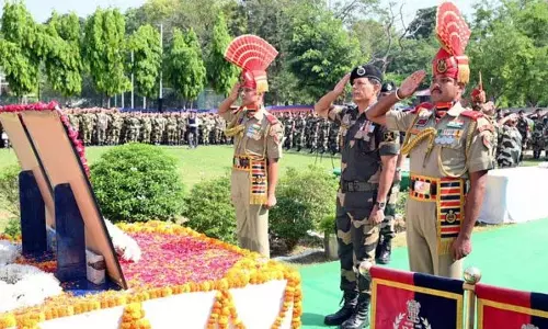 BSF प्रमुख ने ऑपरेशन सिंदूर के दौरान सुरक्षा स्थिति की समीक्षा की BSF प्रमुख ने ऑपरेशन सिंदूर के दौरान सुरक्षा स्थिति की समीक्षा की