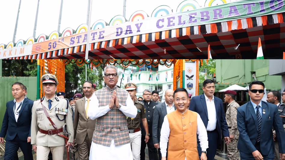 Sikkim ने पलजोर स्टेडियम में भव्य समारोह के साथ राज्य का 50वां वर्ष मनाया Sikkim ने पलजोर स्टेडियम में भव्य समारोह के साथ राज्य का 50वां वर्ष मनाया