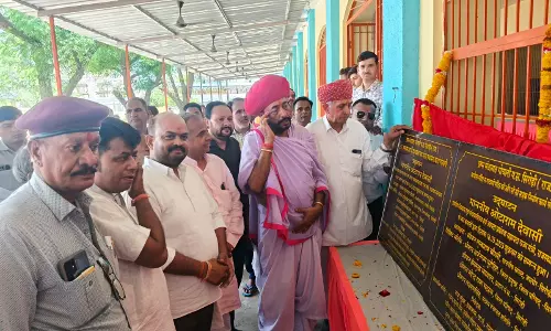 Jaipur: पंचायती राज राज्य मंत्री ने किया सिरोही में विभिन्न कार्यों का किया शिलान्यास एवं लोकार्पण Jaipur: पंचायती राज राज्य मंत्री ने किया सिरोही में विभिन्न कार्यों का किया शिलान्यास एवं लोकार्पण