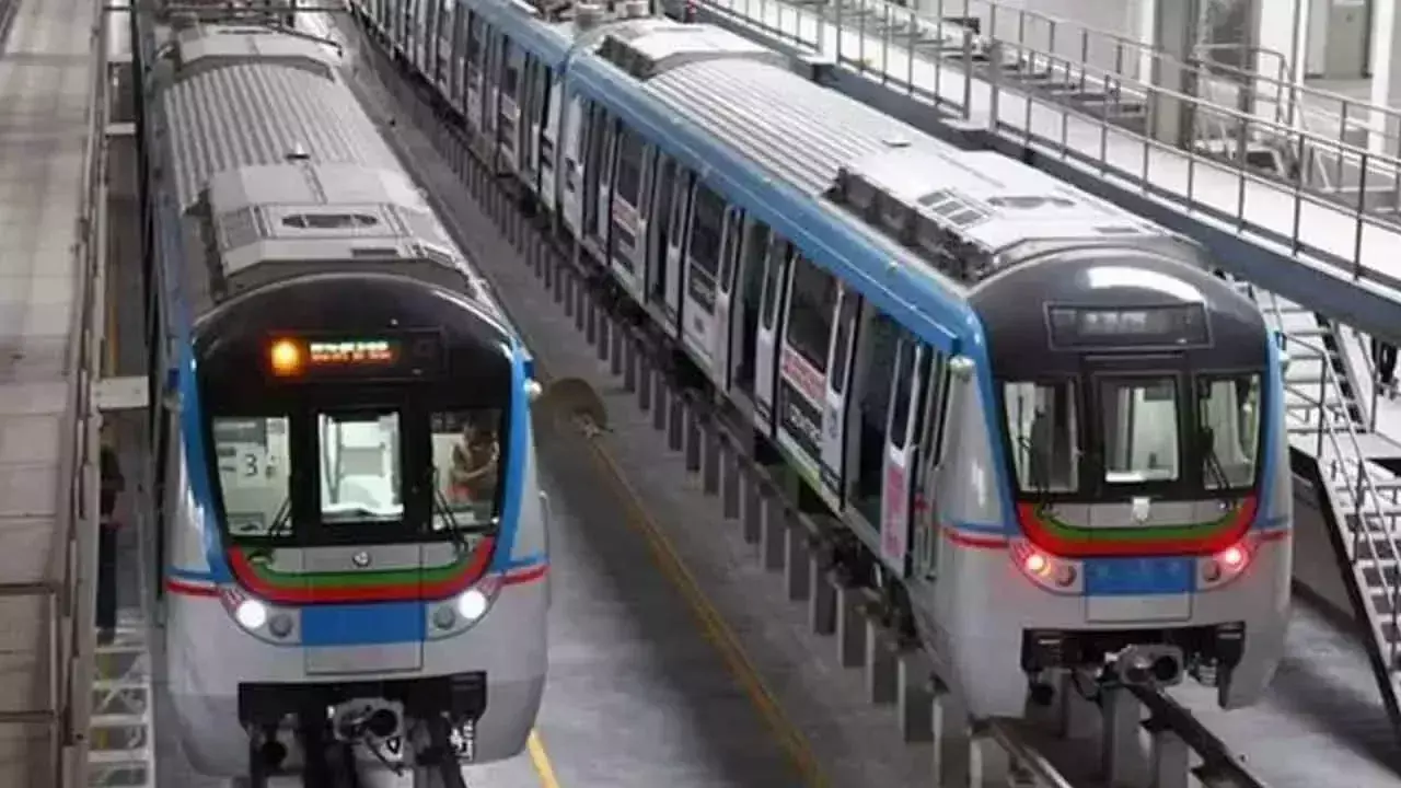 Telangana: कल से मेट्रो रेल का सफर महंगा हो जाएगा
