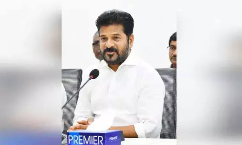 फ्यूचर सिटी में भूमिगत बिजली आपूर्ति नेटवर्क स्थापित किया जाएगा: CM Revanth Reddy फ्यूचर सिटी में भूमिगत बिजली आपूर्ति नेटवर्क स्थापित किया जाएगा: CM Revanth Reddy