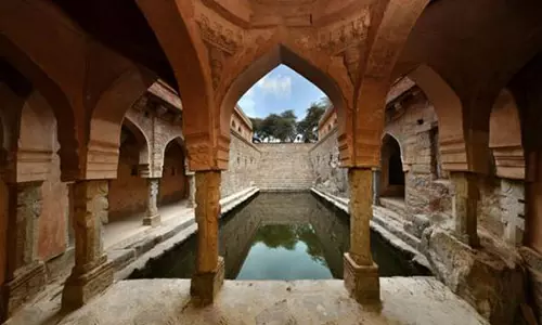 भारतीय पुरातत्व सर्वेक्षण ने दिल्ली के Mehrauli में राजों की बावली का किया जीर्णोद्धार