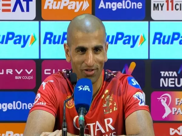 लड़के अभ्यास के लिए बहुत ऊर्जा के साथ आए: KKR के साथ मुकाबले से पहले आरसीबी के निदेशक मो बोबट लड़के अभ्यास के लिए बहुत ऊर्जा के साथ आए: KKR के साथ मुकाबले से पहले आरसीबी के निदेशक मो बोबट