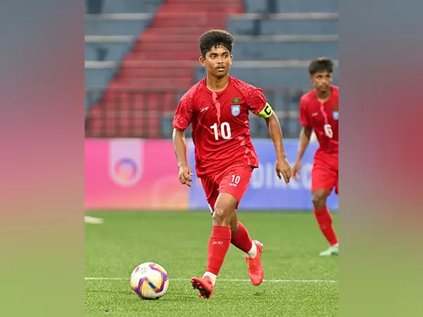 SAFF U-19 Championship: बांग्लादेश ने नेपाल को हराकर फाइनल में जगह बनाई SAFF U-19 Championship: बांग्लादेश ने नेपाल को हराकर फाइनल में जगह बनाई