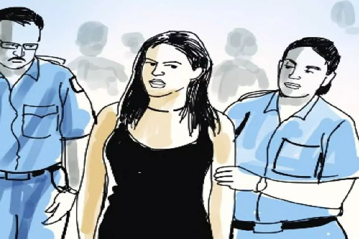 Gorakhpur: 9वीं के छात्र संग फरार हुई शिक्षिका, लखनऊ पुलिस ने किया गिरफ्तार Gorakhpur: 9वीं के छात्र संग फरार हुई शिक्षिका, लखनऊ पुलिस ने किया गिरफ्तार