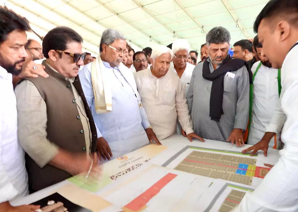 कर्नाटक देश के लिए एक आदर्श राज्य है: Siddaramaiah कर्नाटक देश के लिए एक आदर्श राज्य है: Siddaramaiah