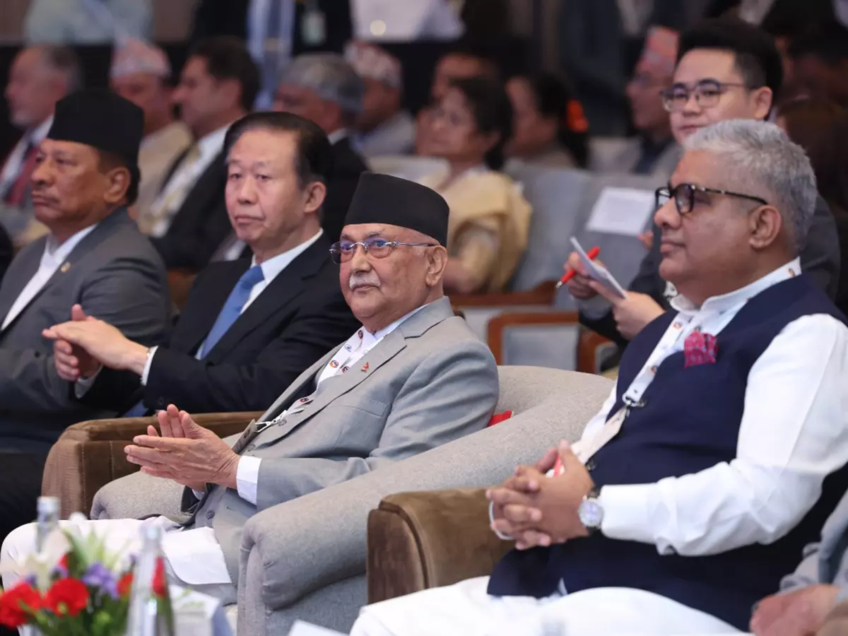 सागरमाथा संवाद के दौरान चीनी प्रतिनिधिमंडल ने Everest को चोमोलुंगमा कहा सागरमाथा संवाद के दौरान चीनी प्रतिनिधिमंडल ने Everest को चोमोलुंगमा कहा