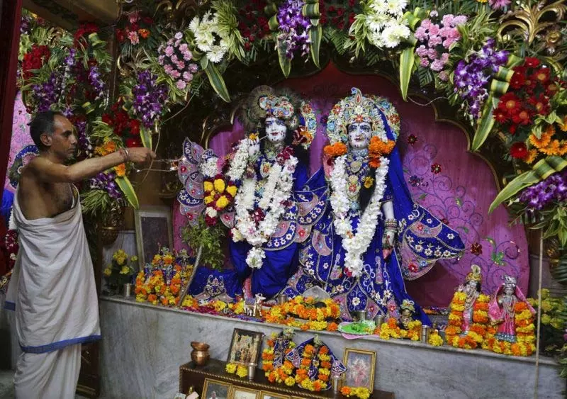 हरे कृष्ण मूवमेंट Hyderabad ने सुप्रीम कोर्ट के फैसले का स्वागत किया हरे कृष्ण मूवमेंट Hyderabad ने सुप्रीम कोर्ट के फैसले का स्वागत किया
