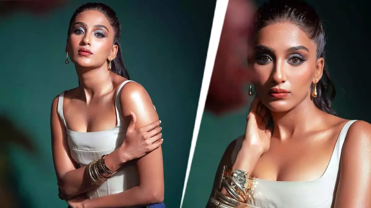 सुप्रीम कोर्ट में Nimrit Kaur Ahluwalia के साथ हुई बदसलूकी, सुप्रीम कोर्ट में Nimrit Kaur Ahluwalia के साथ हुई बदसलूकी,