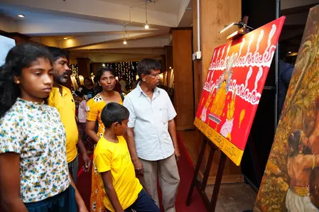Sri Lanka में भारतीय मिशन ने बौद्ध मूर्तिकला विरासत पर प्रदर्शनी आयोजित की Sri Lanka में भारतीय मिशन ने बौद्ध मूर्तिकला विरासत पर प्रदर्शनी आयोजित की