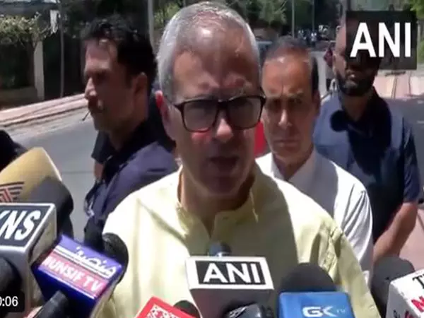 CM Abdullah ने कहा- हम चाहते हैं कि अमरनाथ यात्रा बिना किसी दुर्घटना के हो CM Abdullah ने कहा- हम चाहते हैं कि अमरनाथ यात्रा बिना किसी दुर्घटना के हो