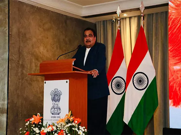 केंद्रीय मंत्री नितिन गडकरी ने Brazil में भारतीय प्रवासियों से बातचीत की केंद्रीय मंत्री नितिन गडकरी ने Brazil में भारतीय प्रवासियों से बातचीत की