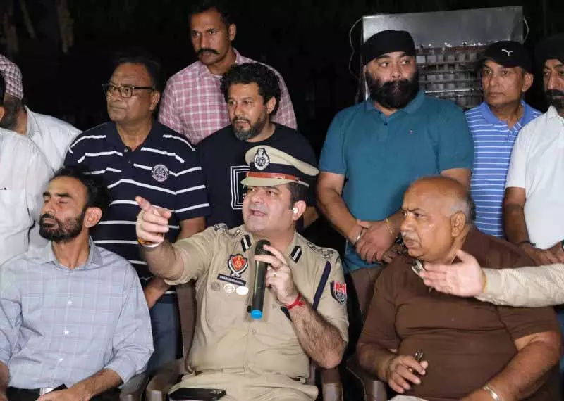 Ludhiana: पुलिस ने ‘वॉक अ टॉक’ पहल शुरू की Ludhiana: पुलिस ने ‘वॉक अ टॉक’ पहल शुरू की