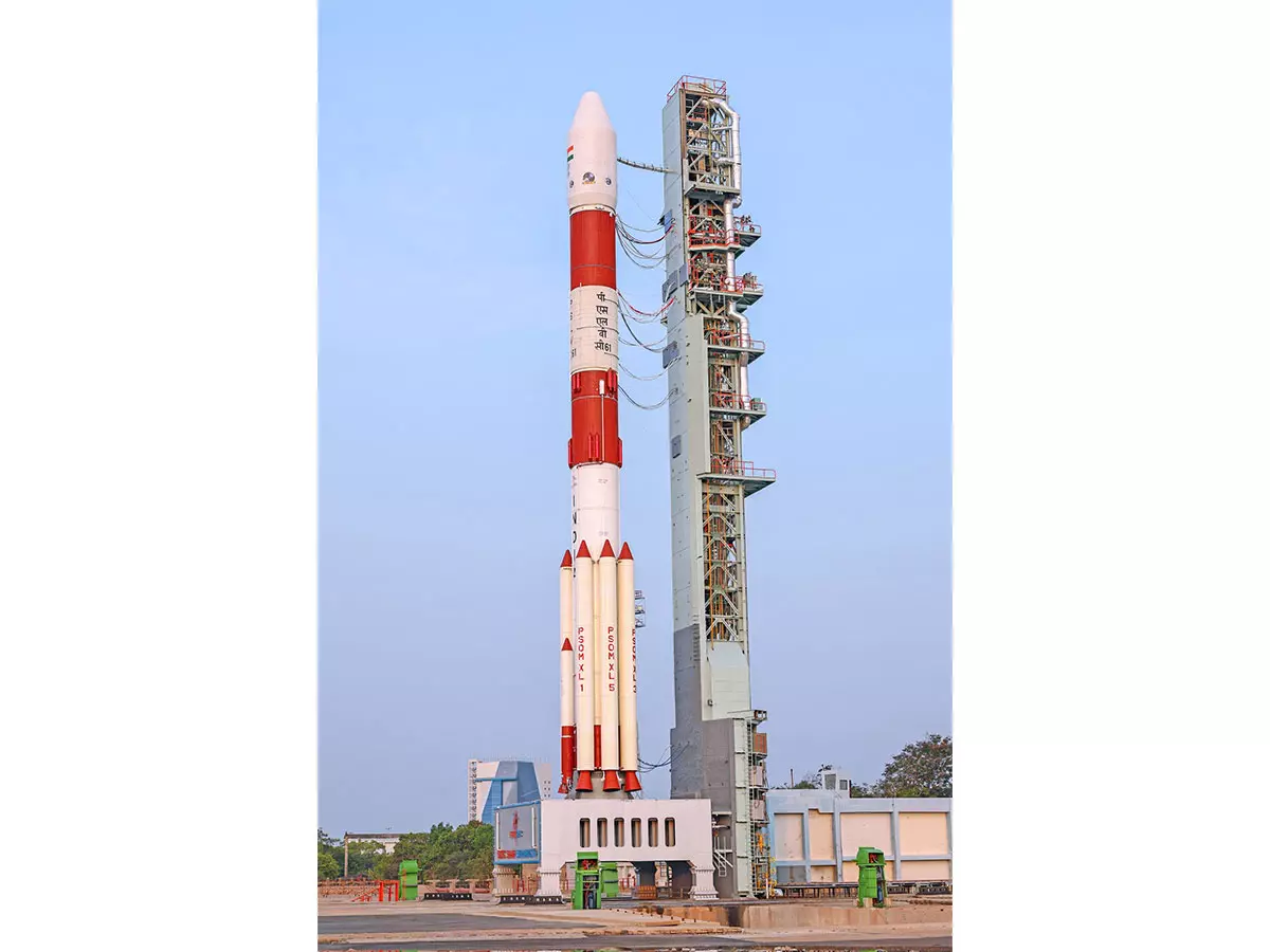 इसरो कल PSLV-C61 के जरिए अपना 101वां उपग्रह EOS-09 लॉन्च करेगा इसरो कल PSLV-C61 के जरिए अपना 101वां उपग्रह EOS-09 लॉन्च करेगा