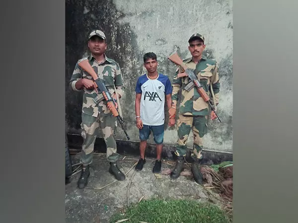 BSF जवानों ने घुसपैठ की कोशिश नाकाम की, बांग्लादेशी नागरिक गिरफ्तार BSF जवानों ने घुसपैठ की कोशिश नाकाम की, बांग्लादेशी नागरिक गिरफ्तार