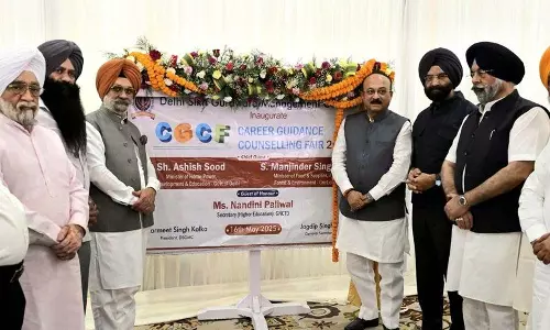 Delhi: सिख गुरुद्वारा कमेटी का करियर मेला बना आकर्षण का केंद्र