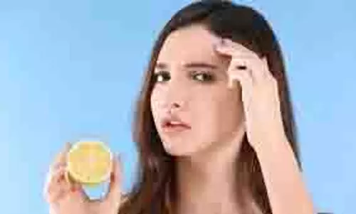 Skin Care: चेहरे की इन समस्याओं का इलाज है शहद और नींबू, जानें गर्मियों में कैसे करें इसका इस्तेमाल और इसके फायदे Skin Care: चेहरे की इन समस्याओं का इलाज है शहद और नींबू, जानें गर्मियों में कैसे करें इसका इस्तेमाल और इसके फायदे