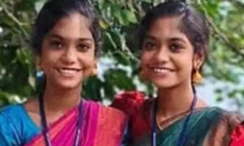 कक्षा 10वीं की परीक्षा: जुड़वाँ बच्चों को मिले समान अंक कक्षा 10वीं की परीक्षा: जुड़वाँ बच्चों को मिले समान अंक