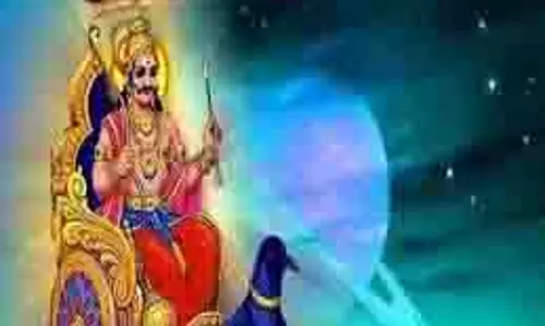 Shanivar Chalisa Aarti Path: शनिवार को करें शनि चालीसा और आरती का पाठ, दूर होंगे सभी कष्ट