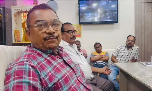 व्यापारी बिरादरी में दहशत, दुकान तुड़वाने धमका रहा विकास व्यापारी बिरादरी में दहशत, दुकान तुड़वाने धमका रहा विकास