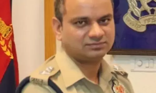 Moradabad: विजेंद्र सिंह बने सदर कोतवाली के नए प्रभारी निरीक्षक Moradabad: विजेंद्र सिंह बने सदर कोतवाली के नए प्रभारी निरीक्षक