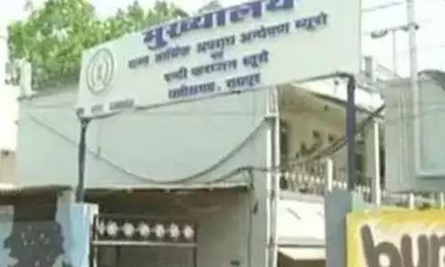 ACB-EOW ने कवासी लखमा के ड्राइवर के घर मारी रेड ACB-EOW ने कवासी लखमा के ड्राइवर के घर मारी रेड