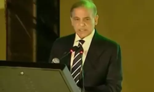 पाकिस्तानी पीएम ने नूर खान एयरबेस पर भारत के हमले की बात स्वीकारी, भाजपा ने दिखाए सबूत! पाकिस्तानी पीएम ने नूर खान एयरबेस पर भारत के हमले की बात स्वीकारी, भाजपा ने दिखाए सबूत!
